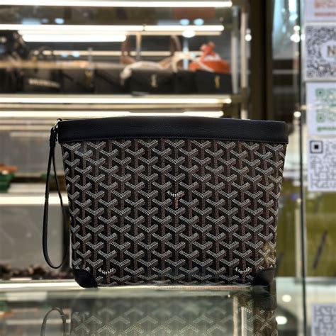 key pouch goyard|goyard conti pouch price.